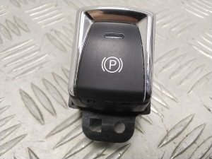 NISSAN Leaf II (2017–2026) Parking system switch - 4