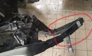 Porsche Panamera 971 (2016–2026) Front outrigger 971809204 Y - 3
