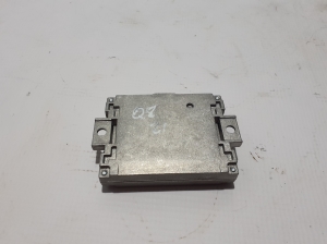 AUDI Q8 (2018–2026) Antenna amplifier 4N0035456E - 2