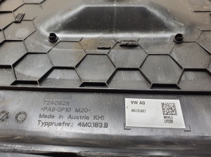 AUDI Q8 (2018–2026) Motorabdeckung 4M0133849T - 2