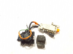 VOLVO V60 (2018–2026) Batterieladebuchse 31438085 - 5