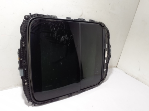 AUDI Q8 (2018–2026) Skylight 4M8877049 - 5