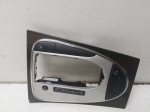 Mercedes Benz E-Class W211 (2002–2009) Käigukangi viimistlus A2116802436 - 2