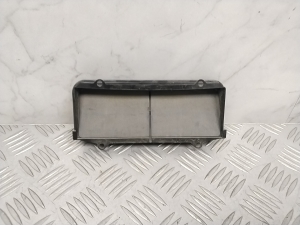NISSAN Leaf II (2017–2026) Rear fender vent grille 8200213712 - 3