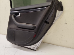 AUDI A4 B6 (2000–2005) Hintere Seitentüren und deren Teile 8E0833052 - 4