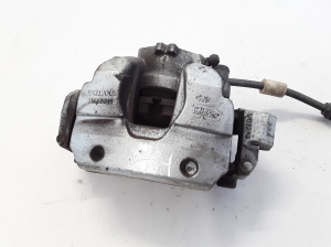  Front brake caliper 