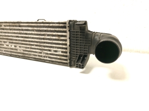 Mercedes Benz E-Class W212 (2009–2015) Vahejahuti radiaator A2045000200 - 4