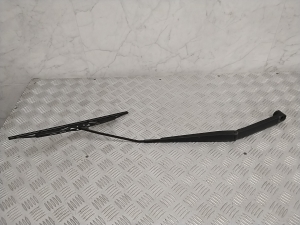NISSAN Leaf II (2017–2026) Windshield wiper arm - 3