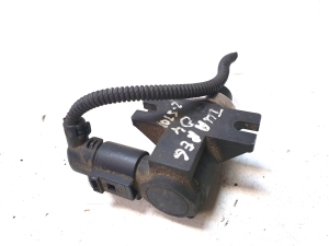 Volkswagen Touareg T5 (2003–2015) Magnetventil 1J0906627C - 2