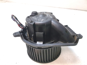 Heater blower motor - X17651586K
