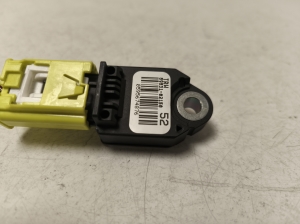 TOYOTA Avensis T27 (2008–2019) Turvapadja andur 8983102150 - 3