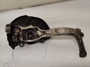 AUDI A4 B6 (2000–2005) Front wheel hub and its parts 8E0407242 - 4