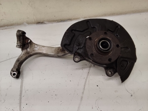Esirumm ja selle osad - 8E0407242