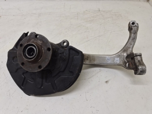 AUDI A4 B6 (2000–2005) Radnabe Vorderrad und ihre Teile 8E0407242 - 3