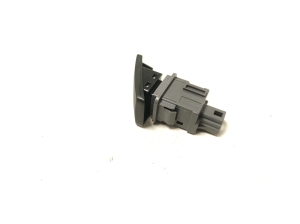 TOYOTA Avensis T27 (2008–2019) Hazard light switch - 2