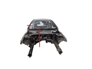 Infiniti Q30 (2015–2018) Front quarter panel - 2