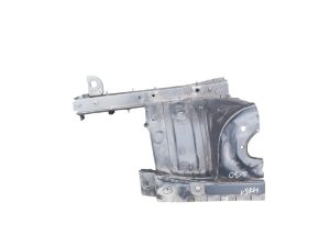 Infiniti Q30 (2015–2018) Front outrigger - 2