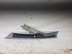 TOYOTA Corola Verso E12 (2001–2004) Esipiilari siseviimistlus 6221113070B1 - 2