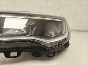 Opel Astra K (2015–2021) Scheinwerfer vorne 39047200 - 6