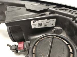 Opel Astra K (2015–2021) Scheinwerfer vorne 39047200 - 8