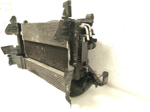 Opel Astra K (2015–2021) Radiaatorite komplekt ja selle osad 13453907 - 2