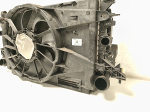 Opel Astra K (2015–2021) Radiaatorite komplekt ja selle osad 13453907 - 4