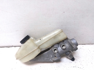Brake master cylinder - A2514300202