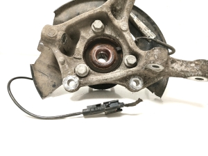 Opel Astra K (2015–2021) Front wheel hub - 4