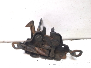 NISSAN Navara (2005–2015) Hood latch - 2