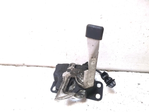 Honda Civic VIII (2005–2012) Hood latch - 2