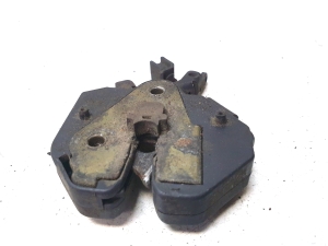 Serrure de capot - 