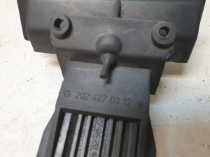 Mercedes Benz C-Class 202 (1993–2001) Käsipiduri hoob A2024270312 - 2