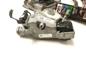 Opel Astra K (2015–2021) Fahrzeugstartsystem 55500630 - 5