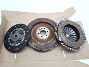 Opel Corsa F (2019–2026) Sidur ja selle osad 9801139380 - 3