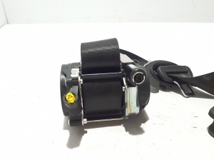 AUDI A4 B9 (2015–2026) Sicherheitsgurt vorne 8W0857706M - 2