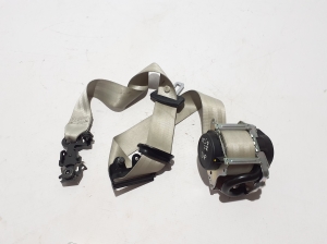VOLVO XC60 (2017–2026) Front seat belt 32149083 - 2