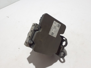AUDI Q8 (2018–2026) ABS bloks 4M6907379AF - 2