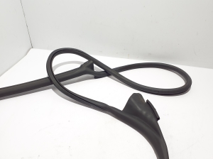 AUDI Q8 (2018–2026) Front door rubber seal 4M8831707 - 3
