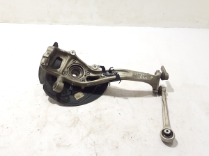 AUDI Q8 (2018–2026) Front wheel hub 4M0407253K - 4