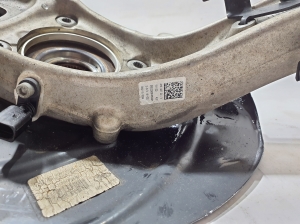 AUDI Q8 (2018–2026) Front wheel hub 4M0407253K - 5