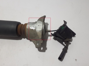 AUDI Q8 (2018–2026) Rear shock absorber 4M6616031B - 3