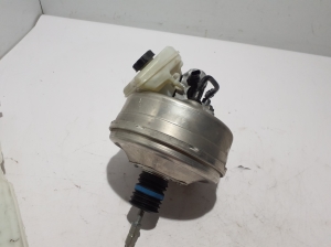 AUDI Q8 (2018–2026) Brake booster 4M0612103AD - 2