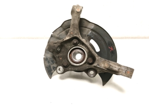 Opel Insignia (2017–2026) Front wheel hub - 3