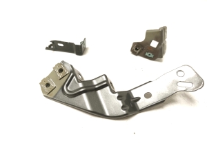 Halter Kotflügel vorne - 39063368