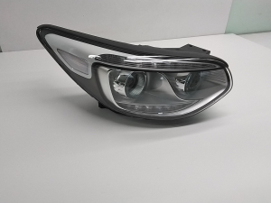 Kia Soul (2014–2019) Headlight 92102E4 - 4