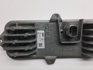 AUDI Q7 (2015–2026) Xenon headlight control unit 1070002R - 4
