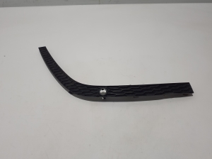   Stoßstangenleiste hinten  - 4M8807823B 