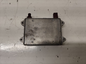 AUDI A6 C5 (1997–2005) Antenna amplifier 8E0035456B - 2