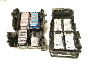 Opel Insignia (2017–2026) Fuse boxes 39116626 - 7