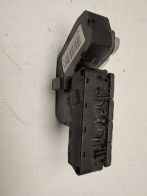 Mercedes Benz CLS-Class 218 (2011–2018) Front seat control switch A2129050351 - 2